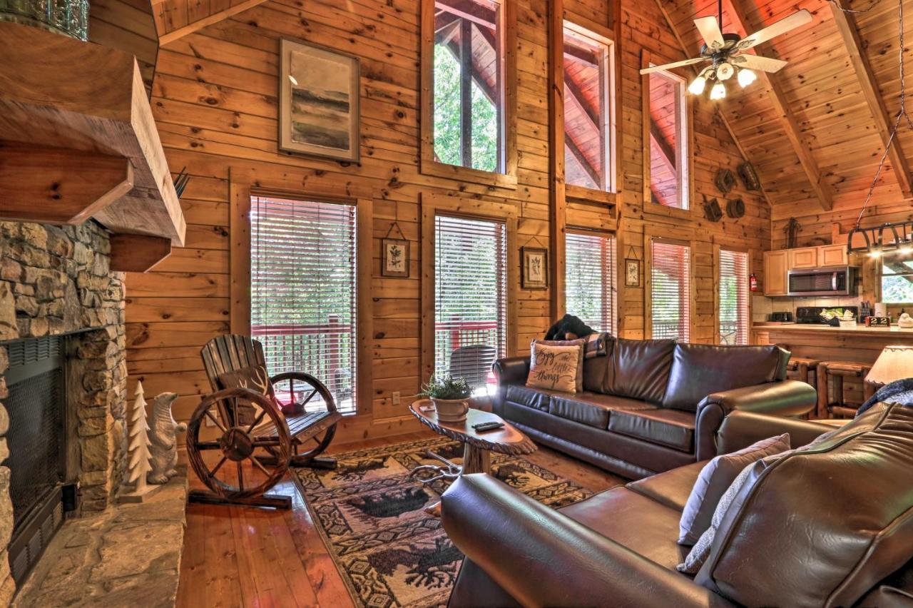 Sevierville Cabin With Deck Minutes To Pigeon Forge Exteriér fotografie