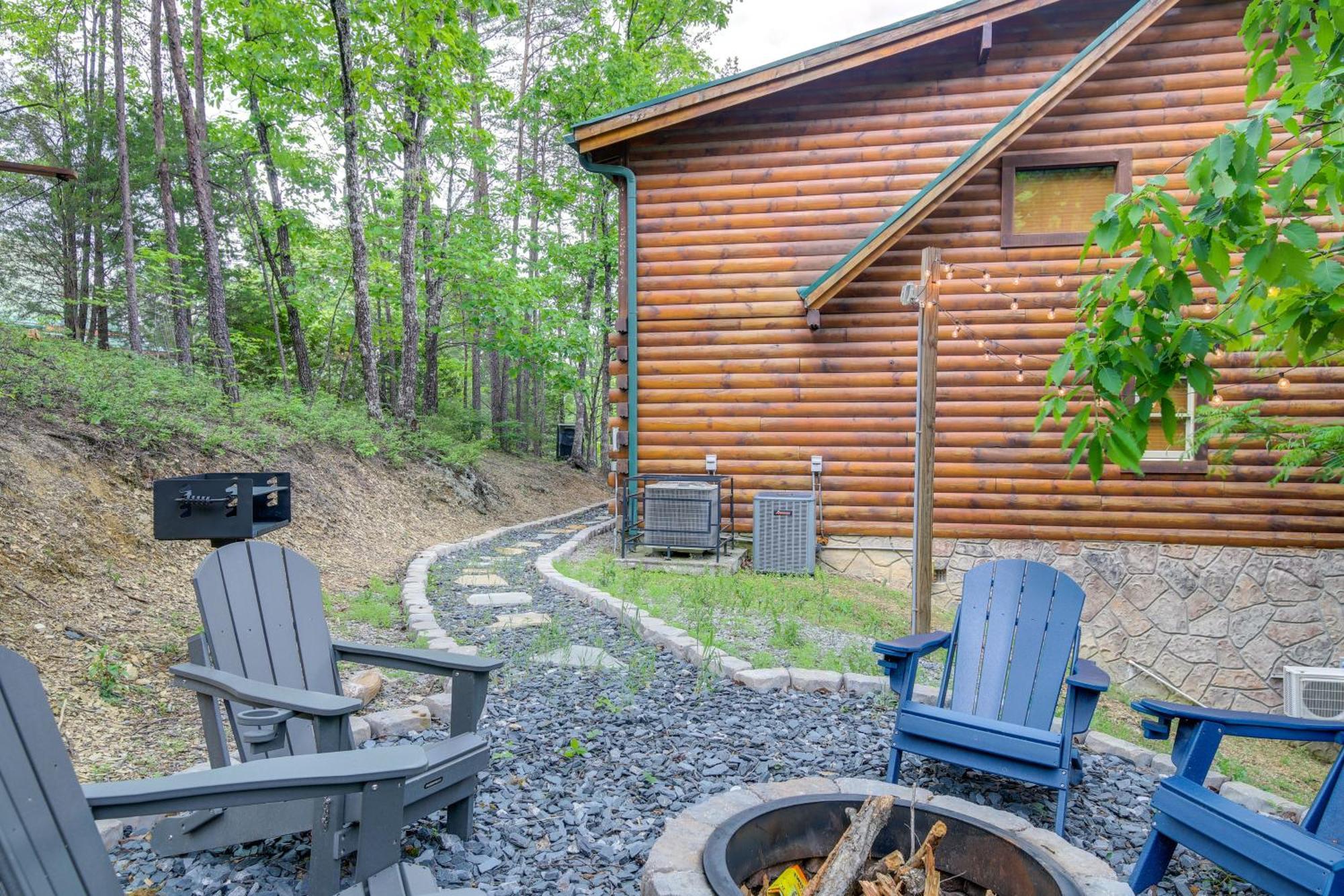 Sevierville Cabin With Deck Minutes To Pigeon Forge Exteriér fotografie