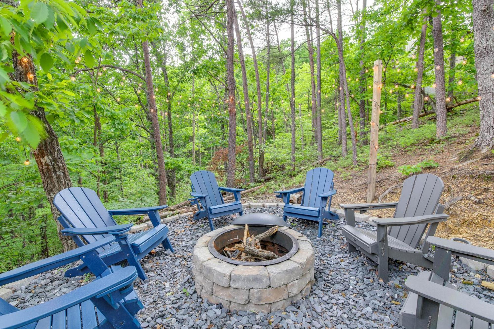 Sevierville Cabin With Deck Minutes To Pigeon Forge Exteriér fotografie