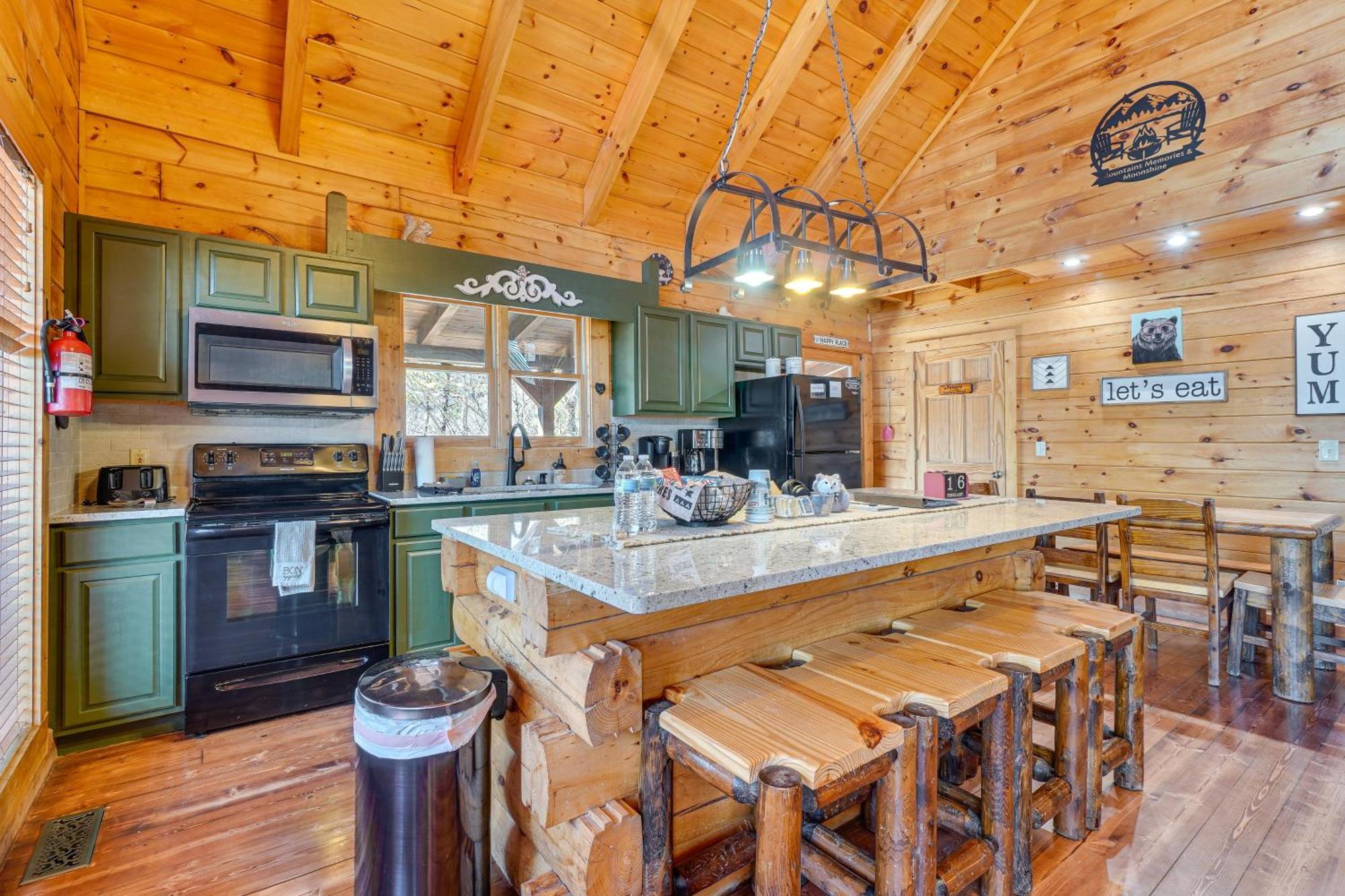 Sevierville Cabin With Deck Minutes To Pigeon Forge Exteriér fotografie